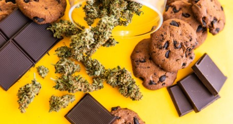 strawberry cheesecake edibles